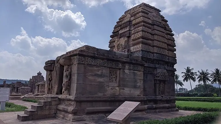 Kadhasiddheshvara Temple