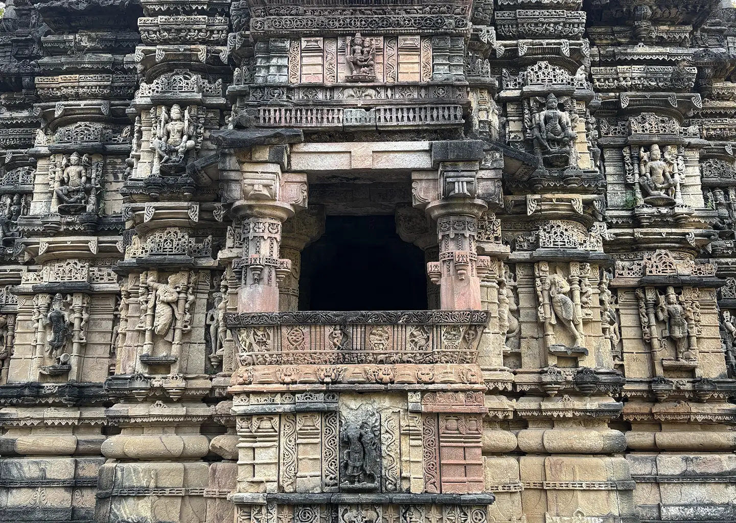 Abhapur Temples, Polo Forest