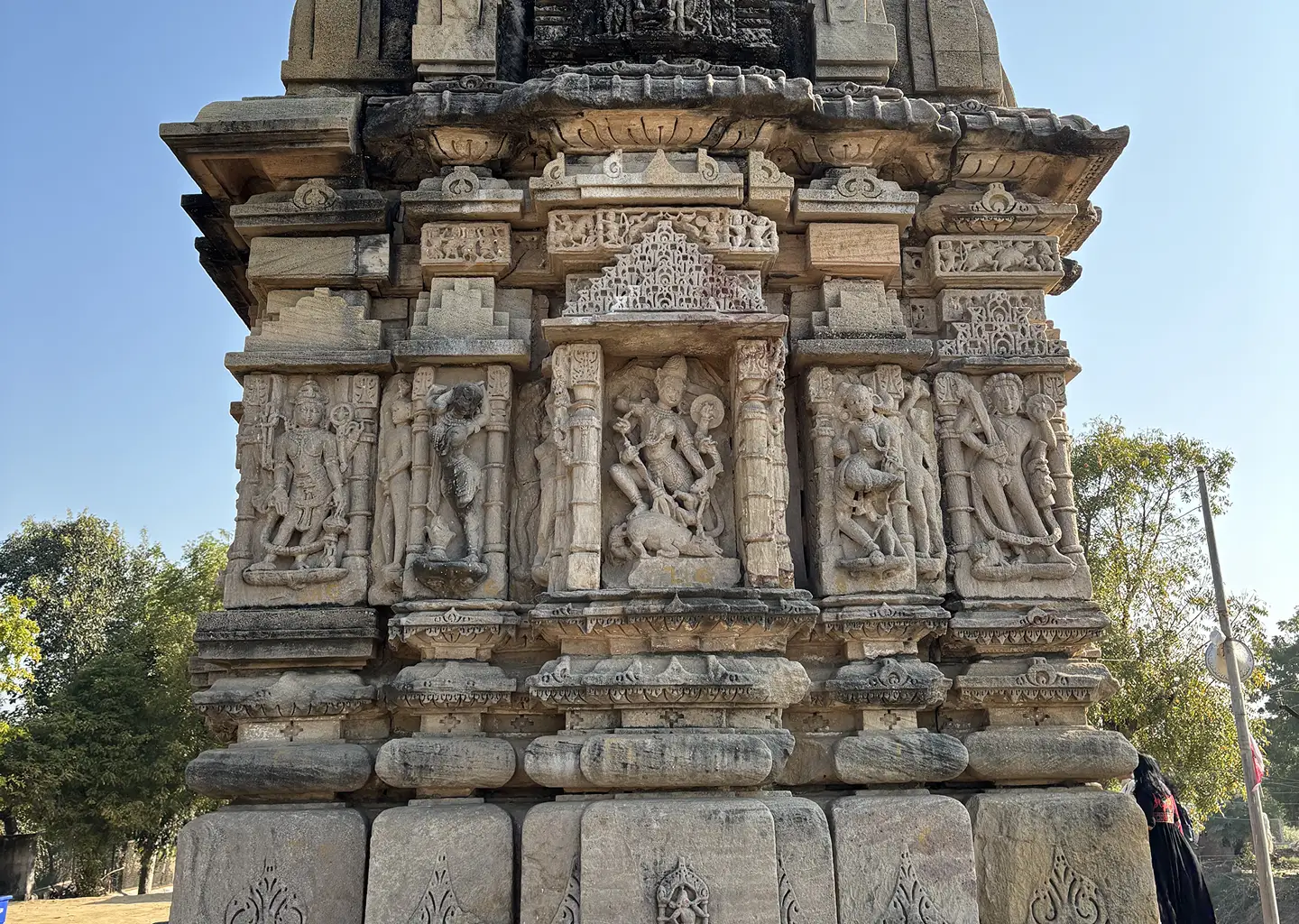 Sunak - Nilakantha Mahadeva and Harsiddhi Mata Temples