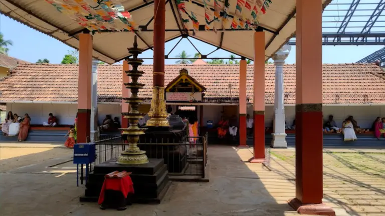Cheruthazham - Hanumanambalam Sree Raghava Puram Temple