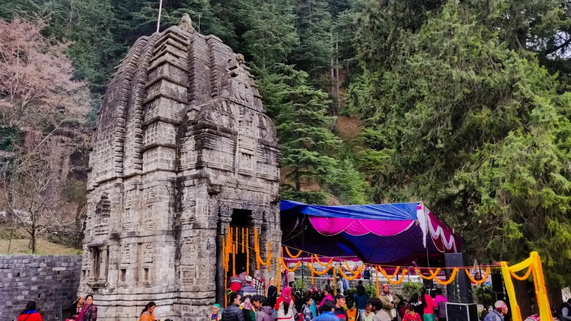 Mahadeva Temple, Dashal